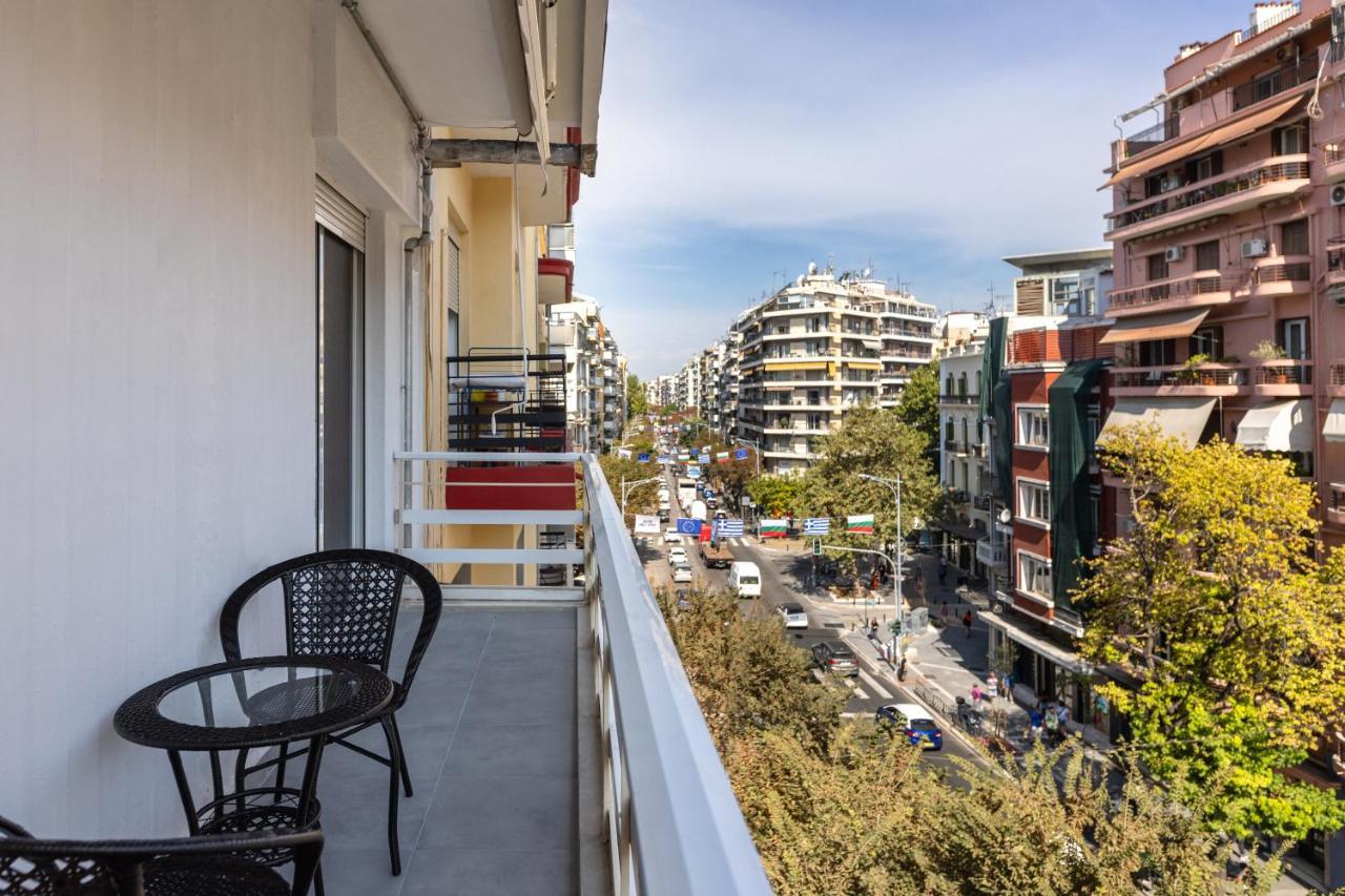 The Five Star Apartment Salonicco Esterno foto